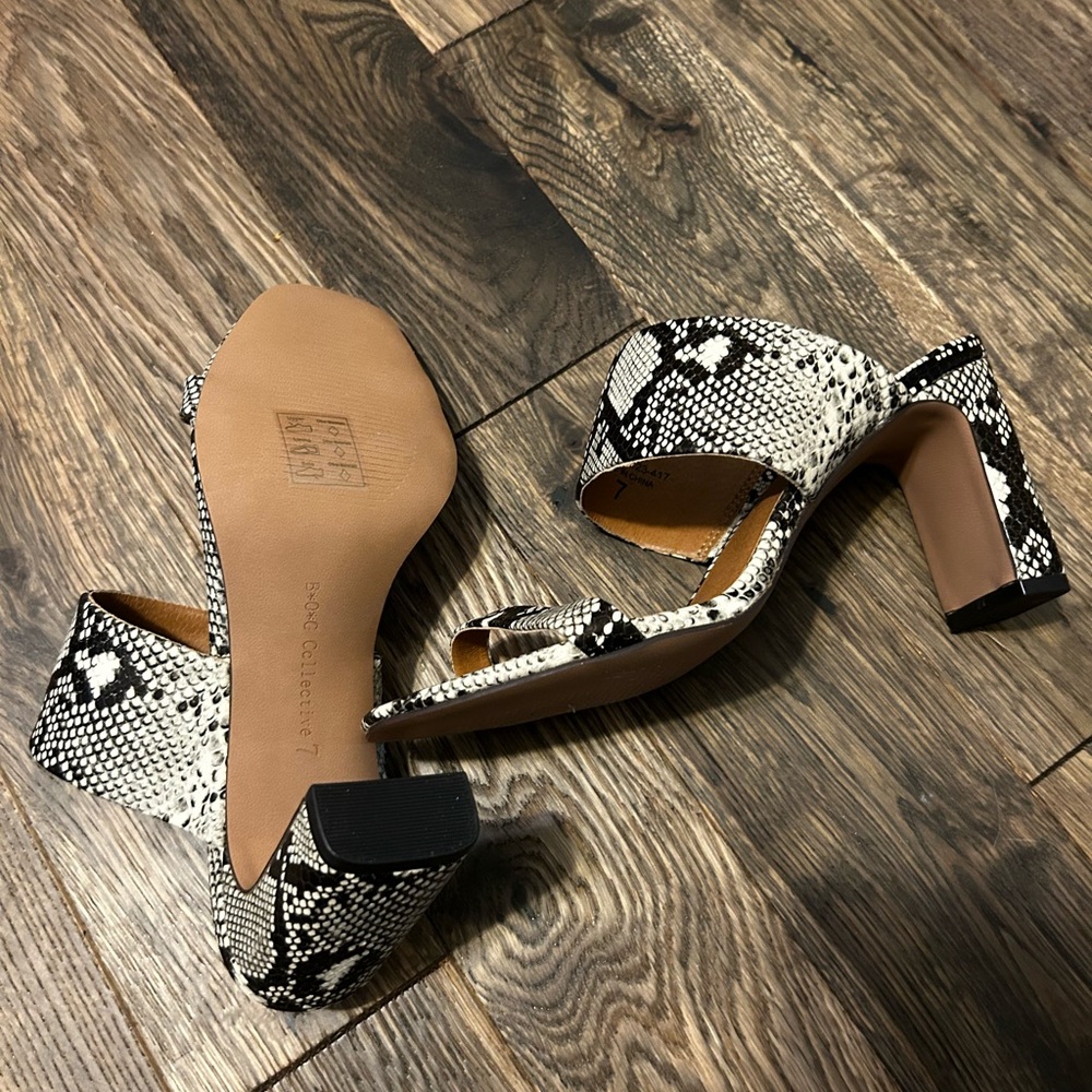 Women heels